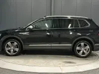 Gebraucht VW Tiguan Allspace Highline 190 PS (139 kW) 2021 Deep black perleffekt SUV