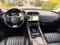 Gebraucht Jaguar F-Pace 179 PS (131 kW) 2019 Blau SUV