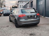 Gebraucht Audi A3 125 PS (91 kW) 2010 Grau Kleinwagen
