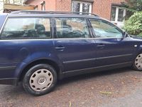 Używany VW Passat 102 KM (75 kW) 2002 Niebieski Kombi