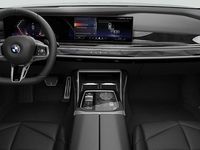 Gebraucht BMW 740 Comfort Edition 299 PS (219 kW) 2025 Grau Limousine