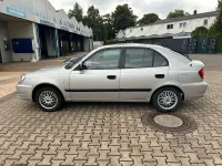 Gebraucht Hyundai Accent 86 PS (63 kW) 2005 Silber Limousine