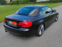 Gebraucht BMW 330 Cabriolet 245 PS (180 kW) 2012 Grau Cabrio