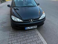 Gebraucht Peugeot 206 60 PS (44 kW) 2002 Schwarz Kleinwagen