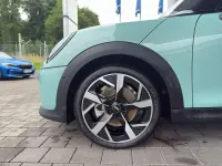 Gebraucht Mini Cooper S Coupé 204 PS (150 kW) 2024 Ocean wave green Coupé