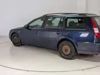 Gebraucht Ford Mondeo Ambiente 125 PS (91 kW) 2005 Blau Kombi