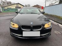 Gebraucht BMW 318 Cabriolet Sport Line 143 PS (105 kW) 2011 Schwarz Cabrio