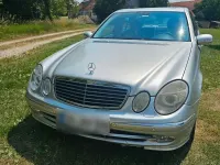 Gebraucht Mercedes E200 163 PS (119 kW) 2004 Silber Limousine