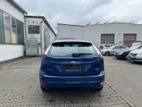 Gebraucht Ford Focus 109 PS (80 kW) 2009 Blau Limousine