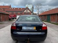 Gebraucht Audi A4 102 PS (75 kW) 2002 Blau Limousine