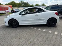 Gebraucht Peugeot 207 Platinum 156 PS (114 kW) 2010 Weiß Cabrio