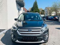 Gebraucht Ford Kuga Cool & Connect 150 PS (110 kW) 2019 Grau SUV