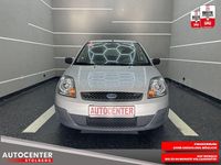 Gebraucht Ford Fiesta Ambiente 60 PS (44 kW) 2006 Silber Kleinwagen