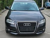 Gebraucht Audi A3 Attraction 105 PS (77 kW) 2012 Grau Kleinwagen