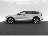 Gebraucht Volvo V60 CC Ultimate 197 PS (144 kW) 2023 Silber Kombi