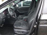 Gebraucht Skoda Superb SportLine 150 PS (110 kW) 2024 Schwarzmagicperleffekt (metallic) Kombi