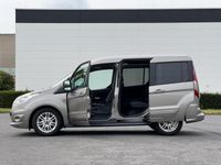 Gebraucht Ford Tourneo Connect Titanium 101 PS (74 kW) 2016 Silber Van / Kleinbus