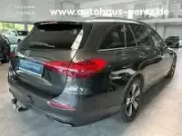 Gebraucht Mercedes C200 Avantgarde 204 PS (150 kW) 2022 Grau Kombi