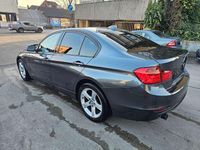 Gebraucht BMW 320 Sport Line 184 PS (135 kW) 2013 Grau Limousine