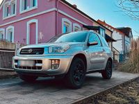 Gebraucht Toyota RAV4 125 PS (91 kW) 2001 Silber SUV