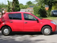 Gebraucht Dacia Sandero Basis 75 PS (55 kW) 2009 Rot Kleinwagen