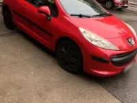 Gebraucht Peugeot 207 74 PS (54 kW) 2006 Rot Kleinwagen