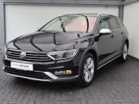 Gebraucht VW Passat Alltrack 190 PS (139 kW) 2019 Deep black perleffekt Kombi