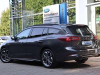 Gebraucht Ford Focus ST-Line 125 PS (91 kW) 2022 Magnetic grau metallic Kombi