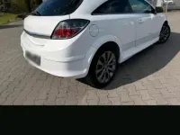 Gebraucht Opel Astra GTC 116 PS (85 kW) 2010 Weiß Coupé
