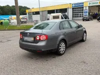 Brugt VW Jetta 105 HK (77 kW) 2008 Grå Sedan