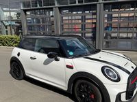 Gebraucht Mini John Cooper Works 231 PS (169 kW) 2024 Weiß Kleinwagen