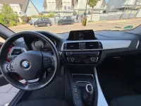 Gebraucht BMW 118 Advantage 136 PS (100 kW) 2019 Rot Limousine