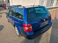Gebraucht VW Passat Comfortline 150 PS (110 kW) 2001 Blau Kombi