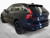 Gebraucht Volvo XC60 Momentum 250 PS (183 kW) 2022 Onyx black (metallic) SUV