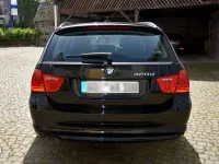 Gebraucht BMW 320 184 PS (135 kW) 2012 Schwarz Kombi