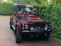 Gebraucht Land Rover Defender SE 122 PS (89 kW) 2015 Rot Kombi