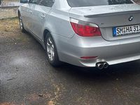 Gebraucht BMW 523 177 PS (130 kW) 2006 Silber Limousine