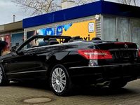 Gebraucht Mercedes E200 Avantgarde 184 PS (135 kW) 2010 Schwarz Cabrio