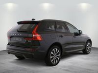 Gebraucht Volvo XC60 Plus 197 PS (144 kW) 2023 Platinum grey (metallic) SUV