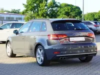 Gebraucht Audi A3 Ambiente 150 PS (110 kW) 2018 Grau Limousine