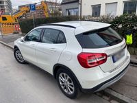 gebraucht Mercedes GLA200 Style Style