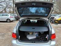 Gebraucht VW Golf VI Highline 122 PS (89 kW) 2010 Silber Kleinwagen