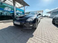 Gebraucht Hyundai i30 Style 109 PS (80 kW) 2010 Schwarz Kleinwagen