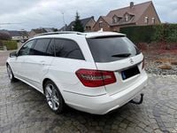 Gebraucht Mercedes E220 Avantgarde 170 PS (125 kW) 2012 Weiß Kombi