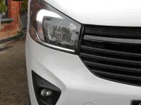 Gebraucht Opel Vivaro 125 PS (91 kW) 2017 Weiß Van / Kleinbus