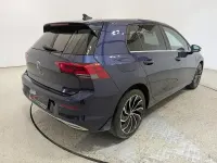 Gebraucht VW Golf VIII Style 150 PS (110 kW) 2022 Atlantic blue metallic Limousine