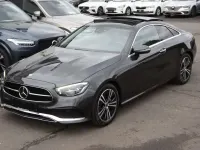 Gebraucht Mercedes E300 Avantgarde 258 PS (189 kW) 2023 Grün Coupé