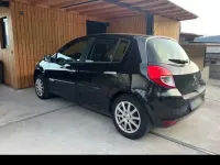 Gebraucht Renault Clio II 75 PS (55 kW) 2009 Schwarz Limousine