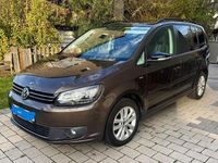 Gebraucht VW Touran Highline 140 PS (102 kW) 2012 Braun Van / Kleinbus