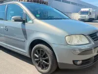 Gebraucht VW Touran Trendline 140 PS (102 kW) 2004 Grau Van / Kleinbus